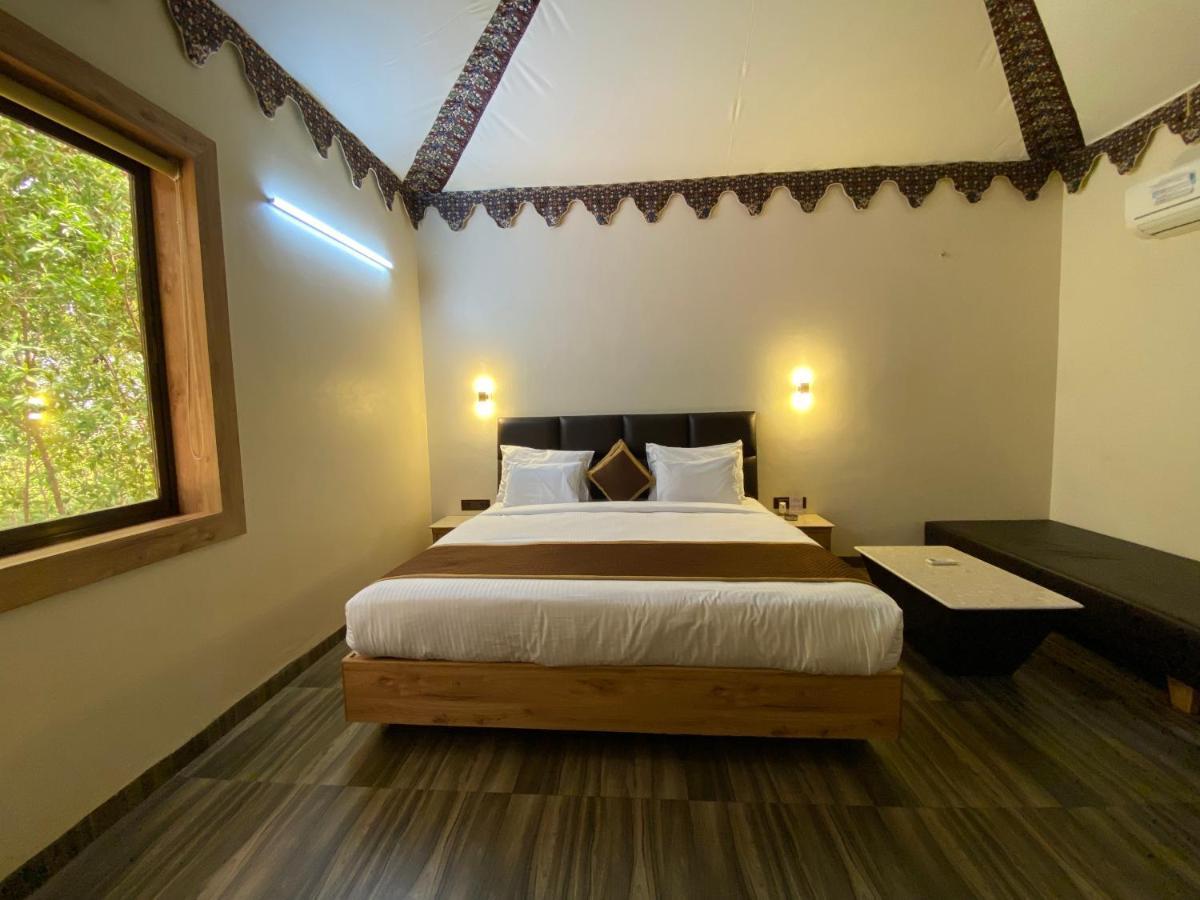 City The Village Beach Resort Laeja Buitenkant foto